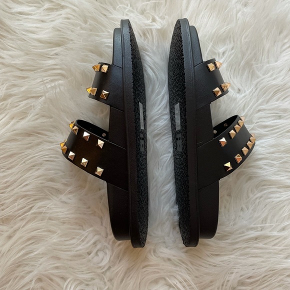 Black Double Strap Spiked Footbed Sandals - Picture 9 of 10